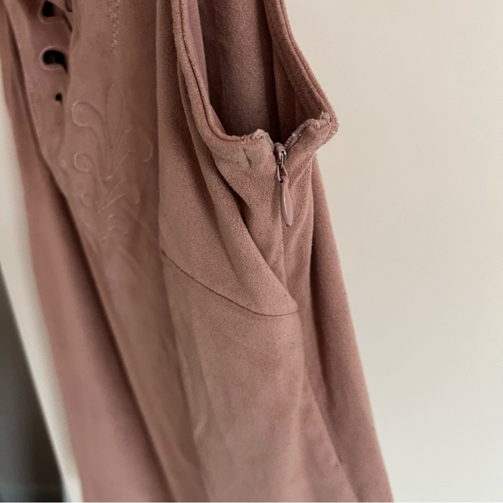 American Rag Dusty Pink Embroidered Tank Top - Picture 4 of 4